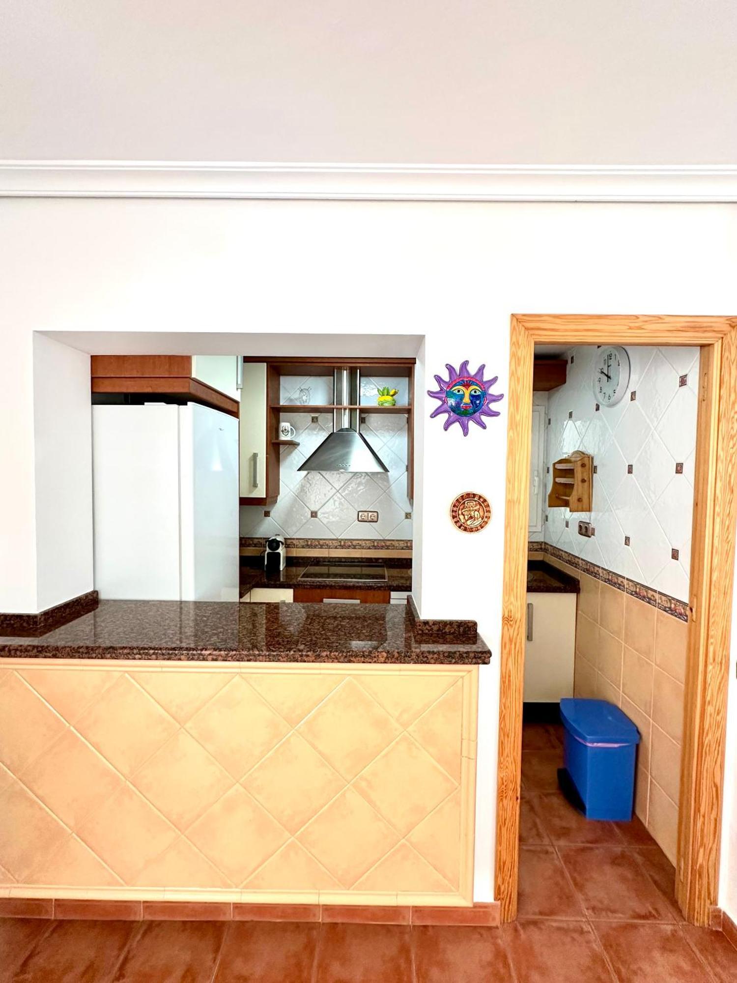Apartamento A Pie De Playa En Ел Портил Екстериор снимка